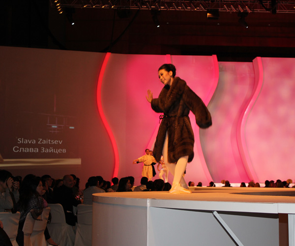 Новая коллекция шуб Вячеслава Зайцева покоряет Гонконг Новая коллекция шуб Вячеслава Зайцева покоряет Гонконг