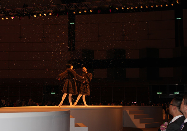 Новая коллекция шуб Вячеслава Зайцева покоряет Гонконг Новая коллекция шуб Вячеслава Зайцева покоряет Гонконг