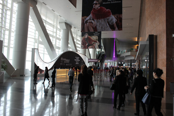 Hong Kong Furs & Fashion: 2013 год укрепляет отношения меховой индустрии Гонконга и России Hong Kong Furs & Fashion: 2013 год укрепляет отношения меховой индустрии Гонконга и России