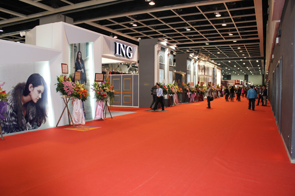 Hong Kong Furs & Fashion: 2013 год укрепляет отношения меховой индустрии Гонконга и России Hong Kong Furs & Fashion: 2013 год укрепляет отношения меховой индустрии Гонконга и России